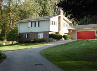 2249 S Whitmore Rd, Hastings, MI 49058