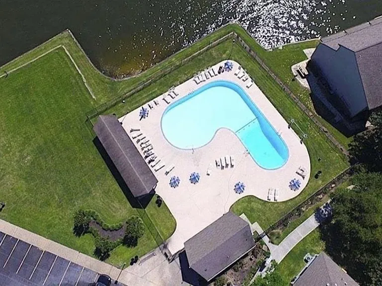 6922 Gentle Breeze Dr — Photo 38