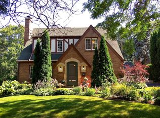 N90W16835 Pershing Ave, Menomonee Falls, WI 53051