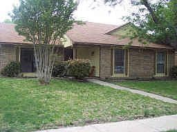 1st image of 122 Camilla Ln