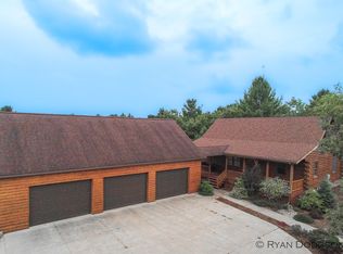 941 230th Ave, Newaygo, MI 49337