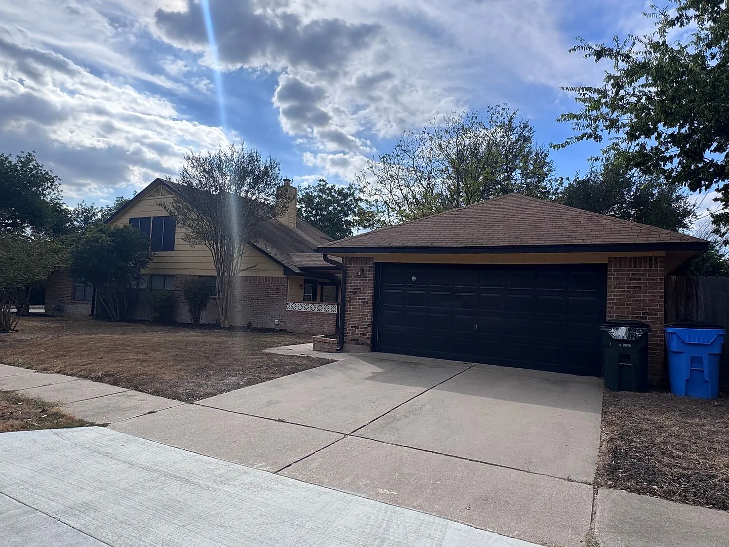 Spacious Pflugerville Home with Main-Level Primary Suite & Detached Garage — Photo 4