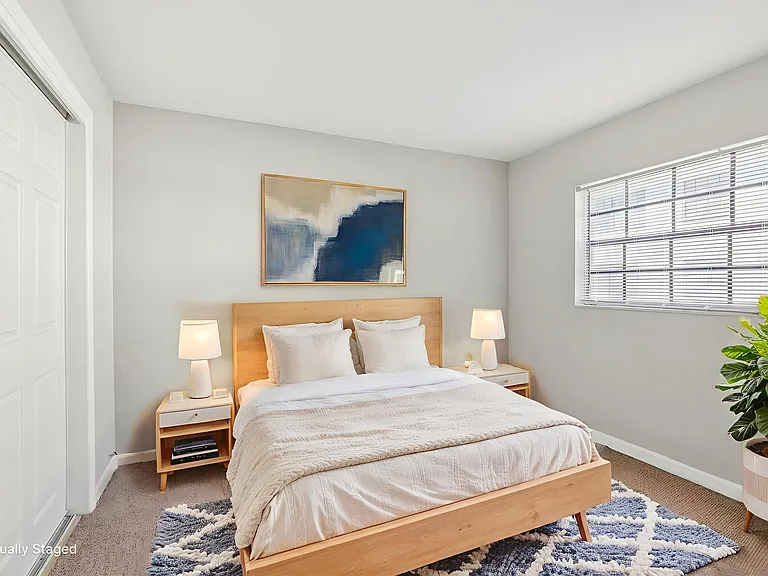 Greenwich Commons Apartment Homes — Photo 15