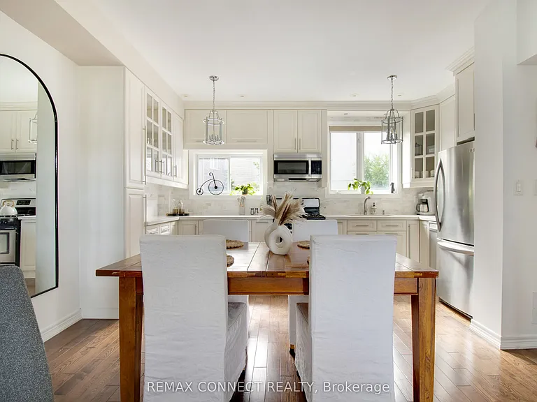 565 Shuter St — Photo 10