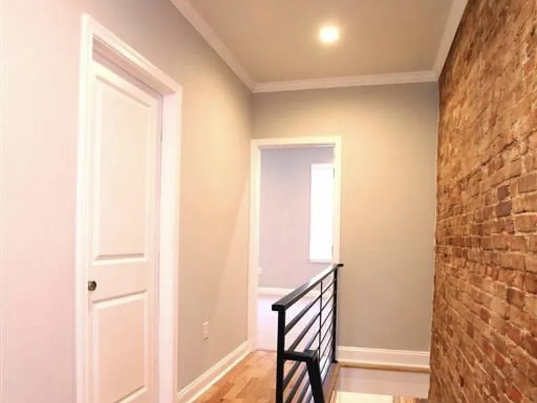 758 N 43rd St — Photo 11