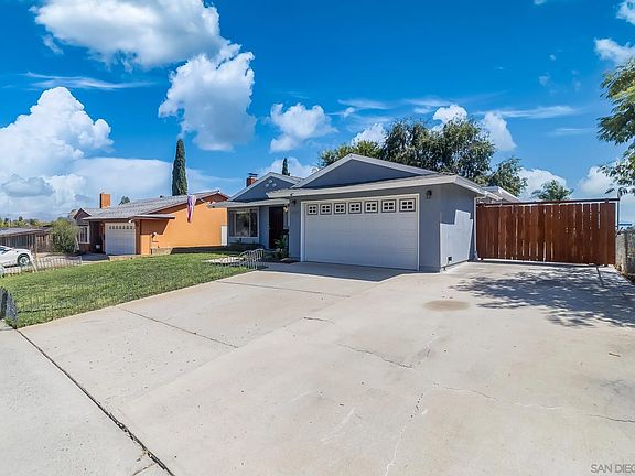 3rd image of 10205 Woodglen Vista Dr