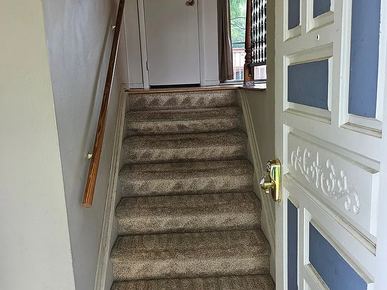 3808 Elmwood Cir — Photo 4