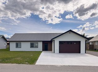 323 Lynch St, Plains, MT 59859