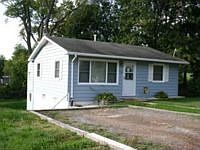 1st image of 138 School St
