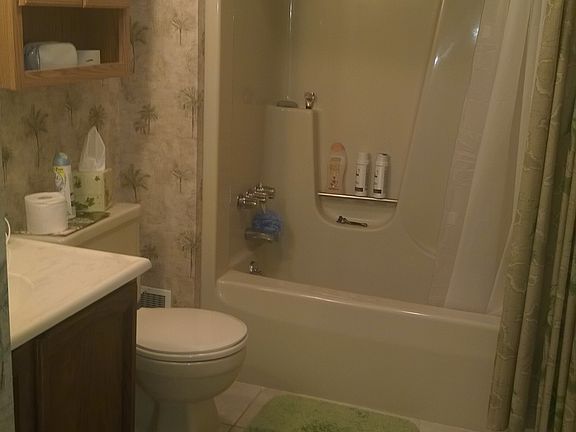 5th image of 3805 Pinelawn Dr