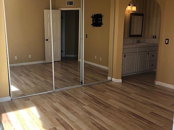 3rd image of 4140 Hamilton St APT 4