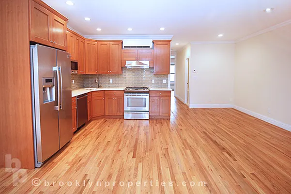 Sold by Brooklyn Properties | media 15