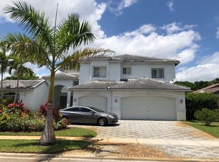 18555 SW 42nd St, Hollywood, FL 33029