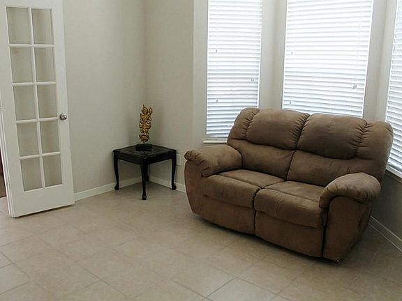 5th image of 6122 Summerfield Glade Ln