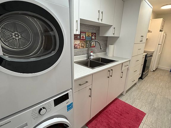5th image of 285 Rabbit Ln