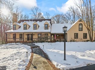 12205 Seven Hills Ln, Clifton, VA 20124