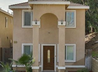 464 W East St, Colton, CA 92324