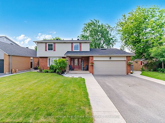 3rd image of 45 Cleaveholm Dr