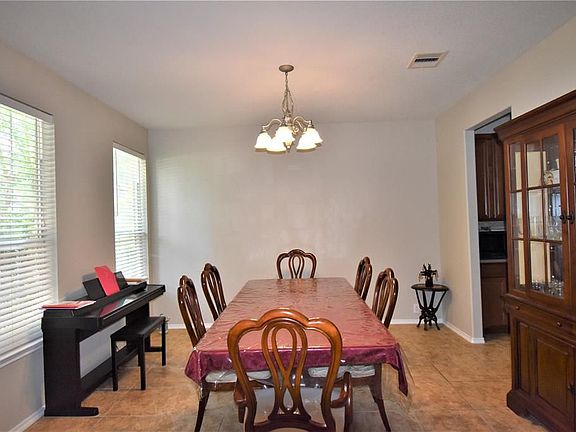 4th image of 25910 Crestford Park Ln