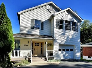 47 W Lake Shore Dr, Rockaway, NJ 07866