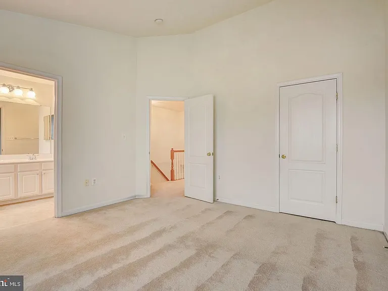 7111 Beissel Ct — Photo 19