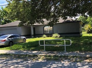 303 29th St E, Palmetto, FL 34221