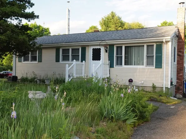 21 Sao Paulo Ave, Taunton, MA 02780
