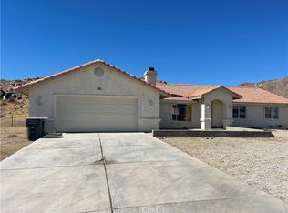 15918 Serrano Rd, Apple Valley, CA 92307