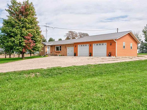 3rd image of 1618 320th Ave