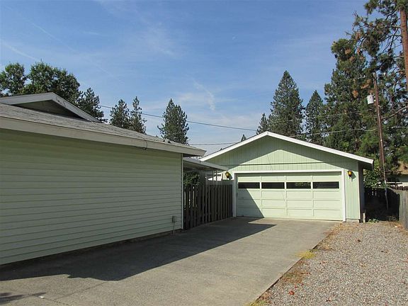 2nd image of 6103 N Oxford Dr