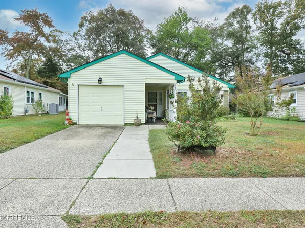 241 Yorktown Drive, Little Egg Harbor, NJ 08087