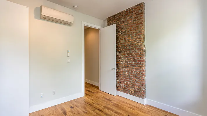 Rented by Nooklyn NYC LLC | media 20
