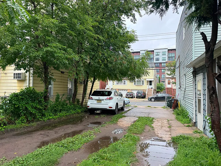 66-68 Prospect Ave — Photo 11