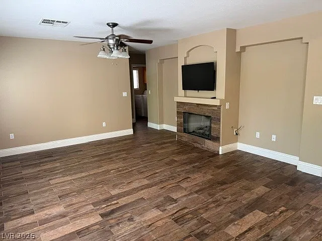 4 bed, 3.0 bath, 2150 sqft, $2,700 — Photo 4