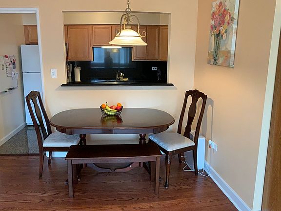 5th image of 8524 Skokie Blvd APT 3C