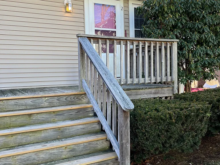 Prospect St — Photo 12