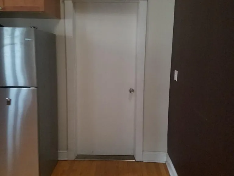 7239 W Palatine Ave #2 — Photo 12