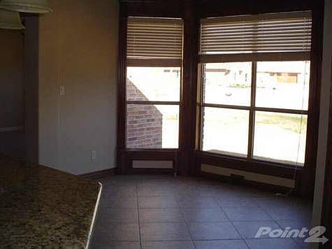 4th image of 1214 Hudson Dr