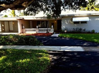 471 NE 5th Cir, Boca Raton, FL 33431
