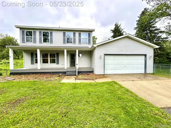 3758 Tienken Rd, Auburn Hills, MI 48326