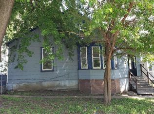 708 W 7th St, Davenport, IA