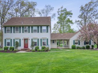 2 Walnut Grove Rd, Hillsborough, NJ 08844