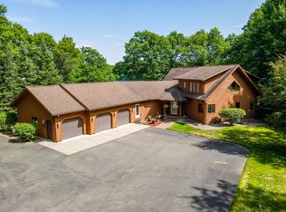 3487 Grand Oak Ln, Rhinelander, WI 54501