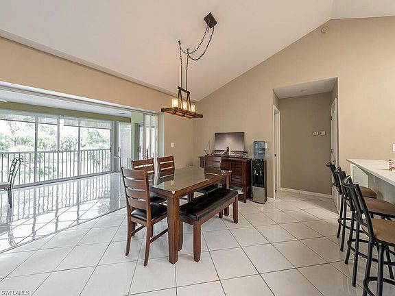 4th image of 776 Eagle Creek Dr APT 301