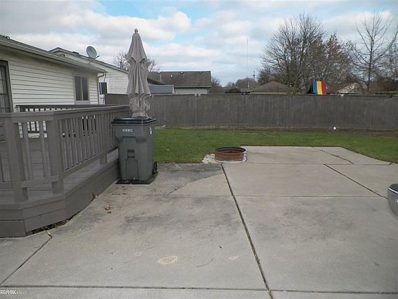 5th image of 20500 Little Acres Dr