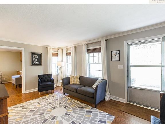 4th image of 8415 W 55th Ter