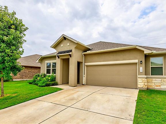 3rd image of 117 Headwaters Dr