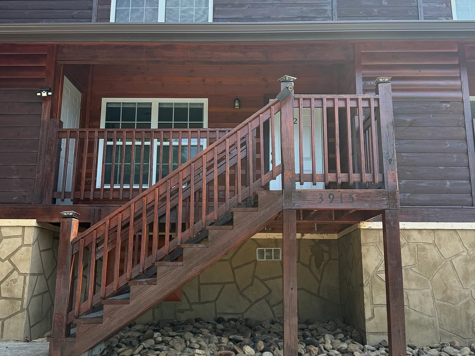 2 bed, 2.5 bath, 1400 sqft, $1,700 — Photo 1