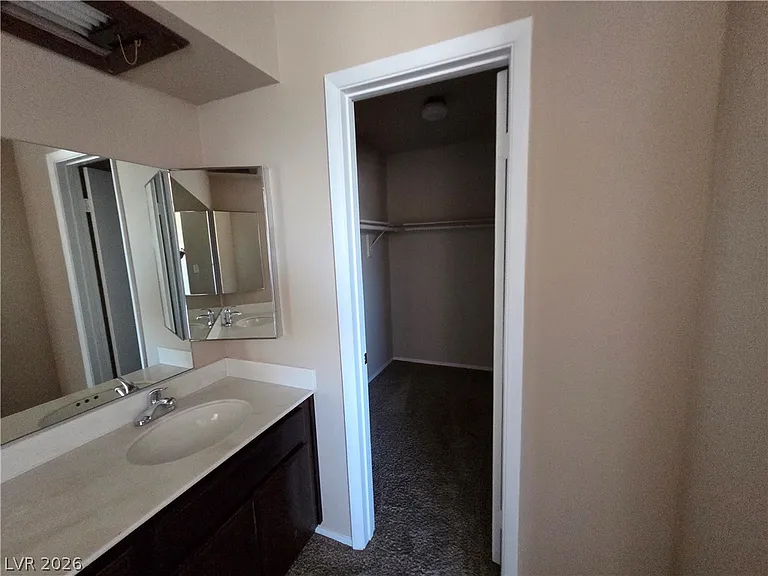 1745 Mount Hood St — Photo 35