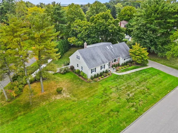 11 Whippoorwill Road, Rye Brook, NY 10573